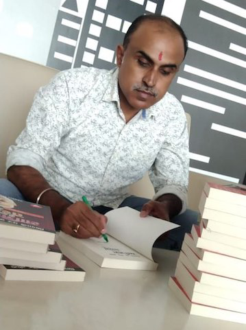 Sandeep Deo Best Selling Hindi Author